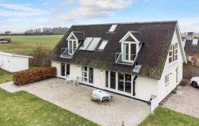 Gorgeous Home In Lundby With Wifi